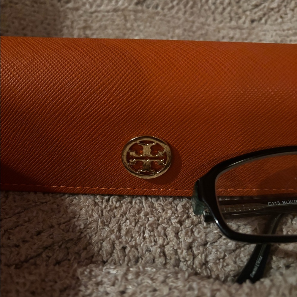 Tory Burch Orange Saffiano Glasses Case with Gold Logo - Picture 2 of 6